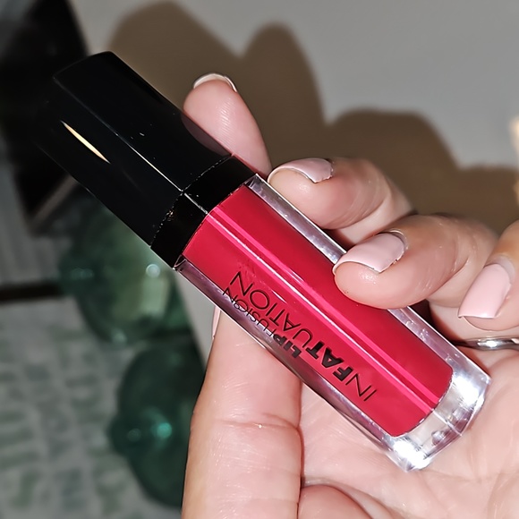 FusionBeauty InFATuation Liquid Plumping Lipstick, Screen Siren - Picture 2 of 6